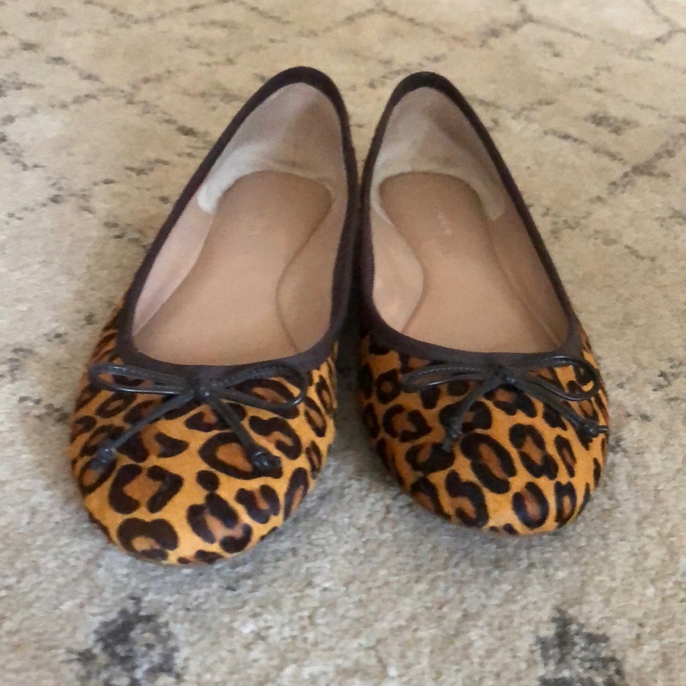 Leopard print ballet flats